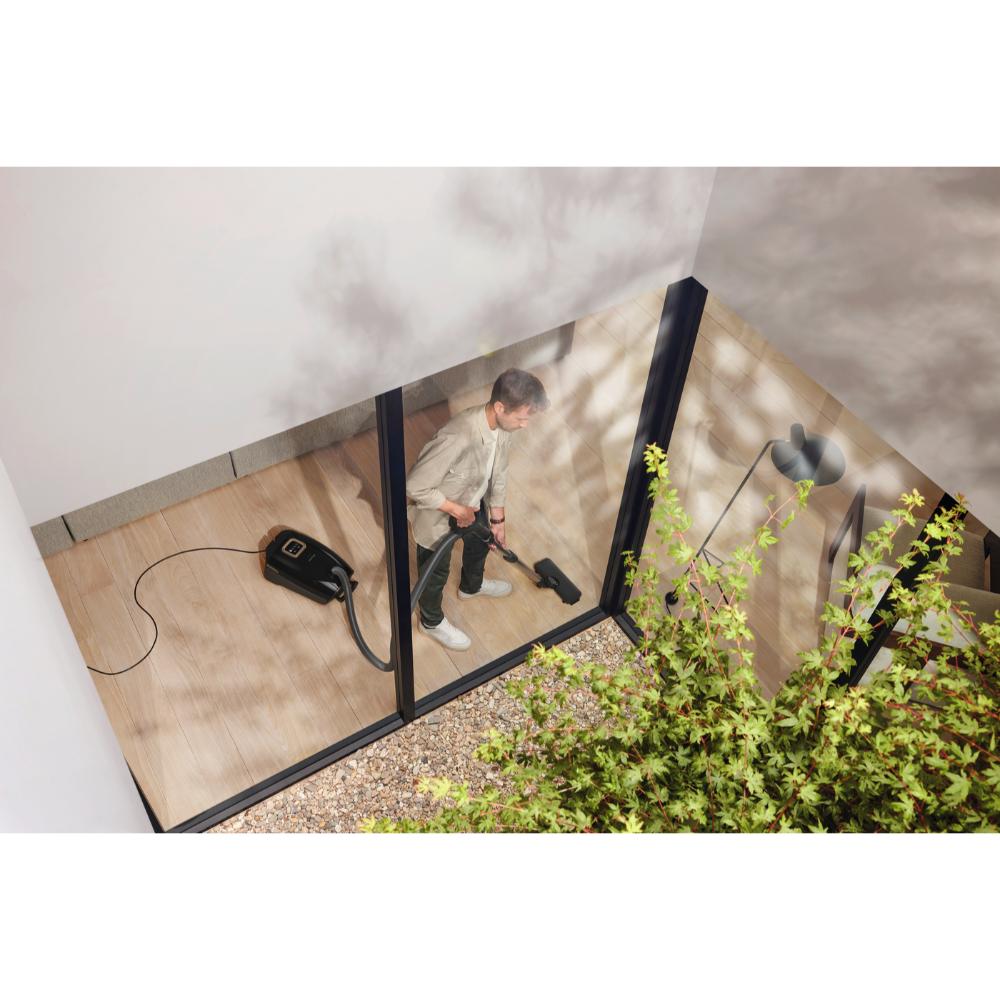 Miele Guard L1 AllFloor Obsidian Black